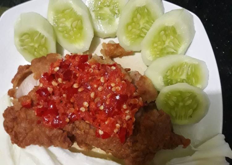 Ayam geprek ala mama Devtan