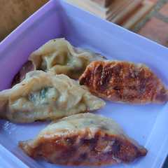 A picture of Gyoza Udang Bengkuang.