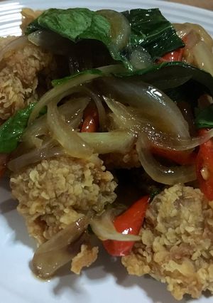 รูปของ ผัดขี้เมาไก่กรอบ