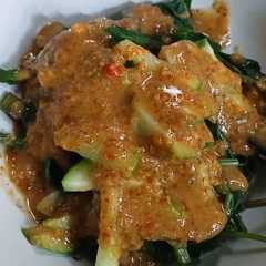 รูปของ Pecel Sayuran Homemade