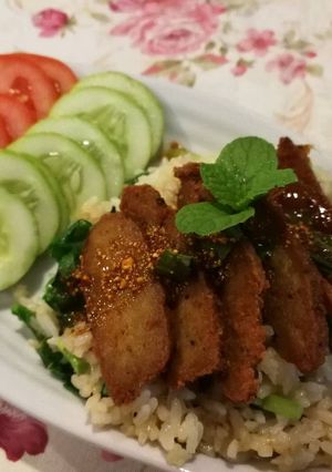 รูปของ ข้าวผัดคะน้าหมูย่าง(เจ)