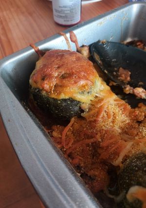 Una foto de Calabacines redondos rellenos (sin gluten)