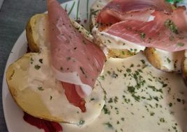 🧀🥔 Sauce crémeuse au Langres pour pommes de terre au four