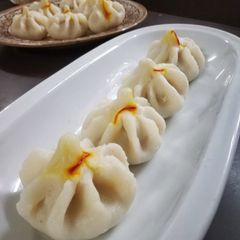 A picture of Ukhdiche Modak.