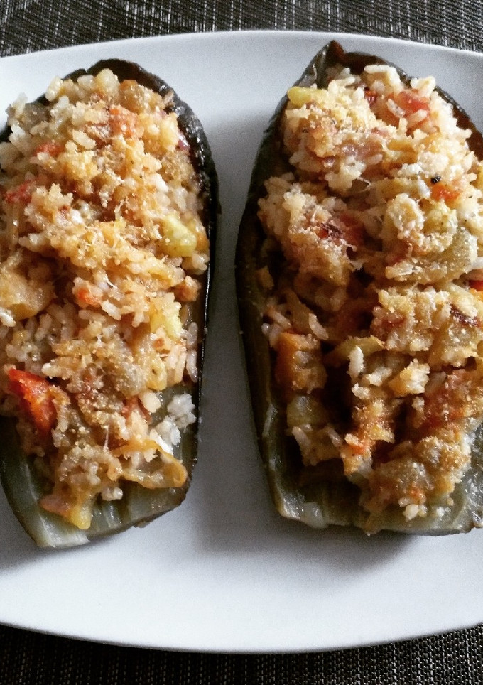 Una foto de Berenjenas rellenas de arroz