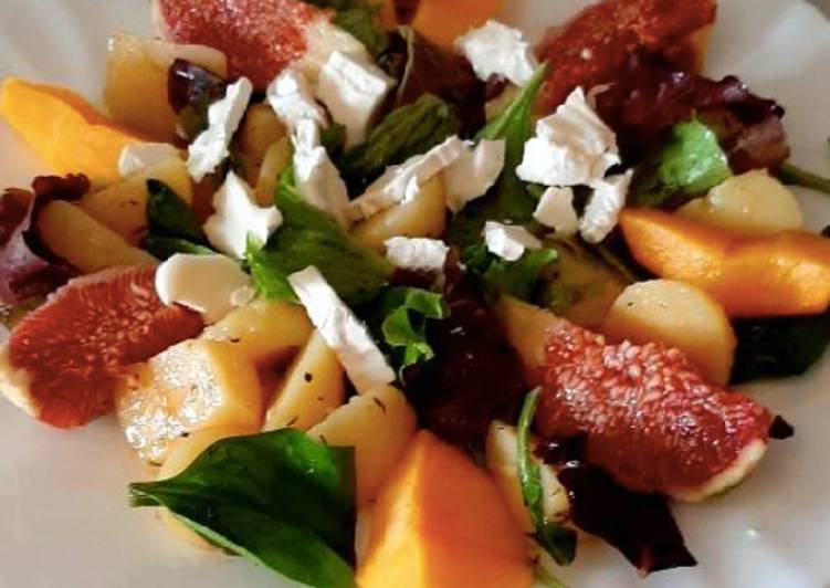 Ensalada de patata y frutas