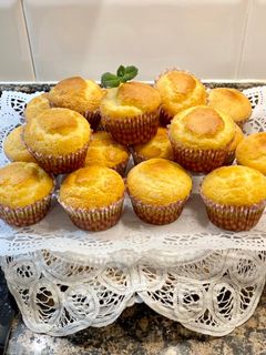 Una foto de Magdalenas bizcochonas de leche condensada “sin gluten”