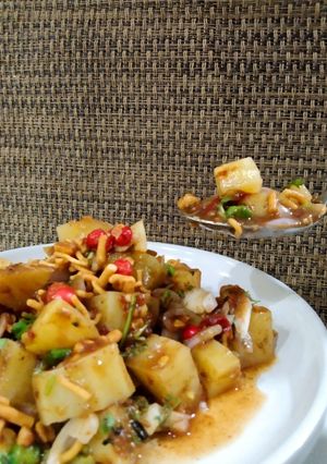 A picture of Aloo Nimko Mix Plate.