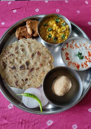 A picture of Sindhi Thali.