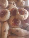 Variedad de galletitas con masa base sobrante de tarta dulce