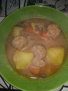 Una foto de Guisado de albóndigas