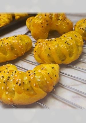 عکسی از دستور پیراشکی قارچ و اسفناج