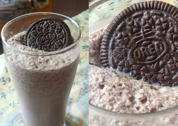 Steps to Make Ultimate Oreo Milkshake