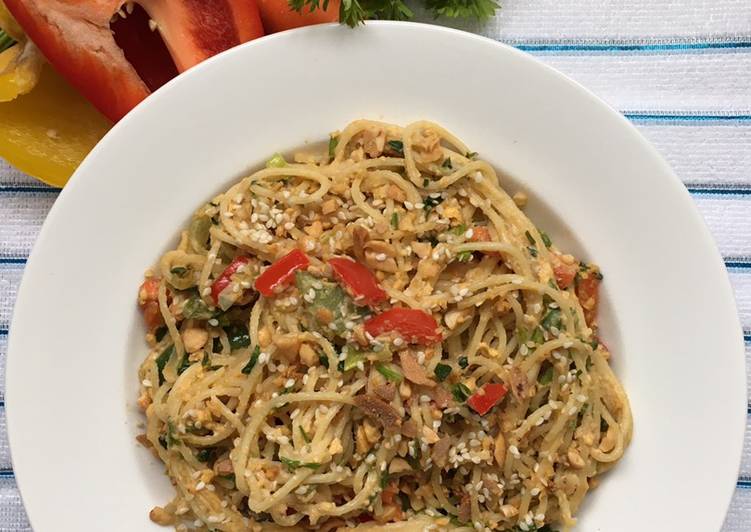 Bagaimana Menyiapkan À la Spaghetti with Asian Sauce, Lezat Sekali