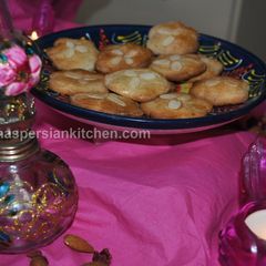 Almond Biscuit بیسکویت بادامی A picture of Almond Biscuit بیسکویت بادامی.