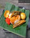 Nasi Padang (gulai asam pedas tongkol & telur)