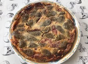 Une photo de Clafoutis aux figues vertes rôties et au miel
