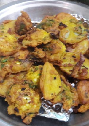 A picture of Mixed pakora.