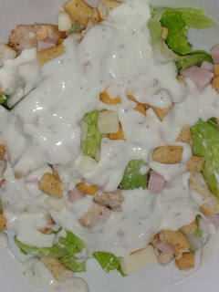 Una foto de Ensalada césar 🍜