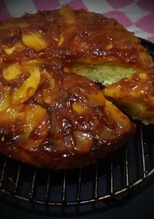 Foto resep Up side down apple caramel cake