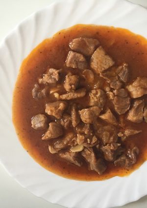 Una foto de Magro de cerdo con tomate