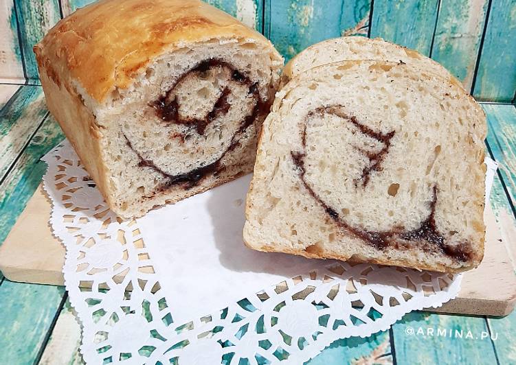 Choco Cinnamon Sourdough Bread