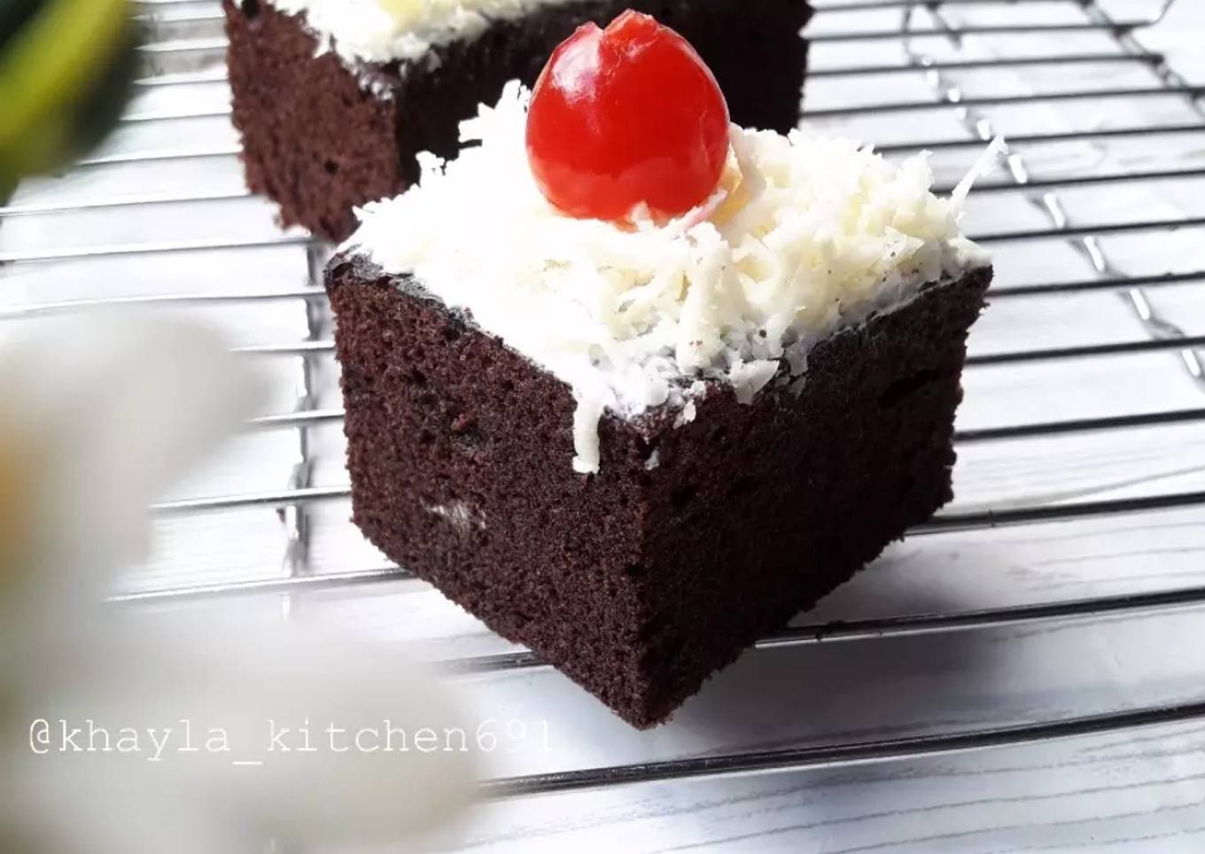 Langkah Mudah untuk Menyiapkan Cake coklat kukus, Enak