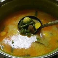 A picture of Sayur gulai ati ampela telur puyuh.