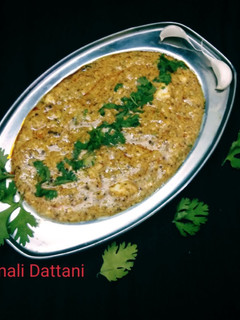 દહીં તીખારી (Dahi Tikhari Recipe In Gujarati) રેસીપી મુખ્ય ફોટો