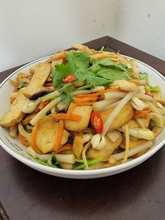 花生芽杏鮑菇炒豆乾 的食譜成品照片