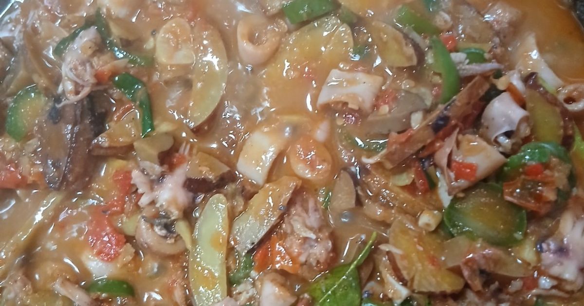 Sambal Cumi Jengkol