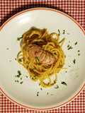 Spaghetti con canocchie in bianco