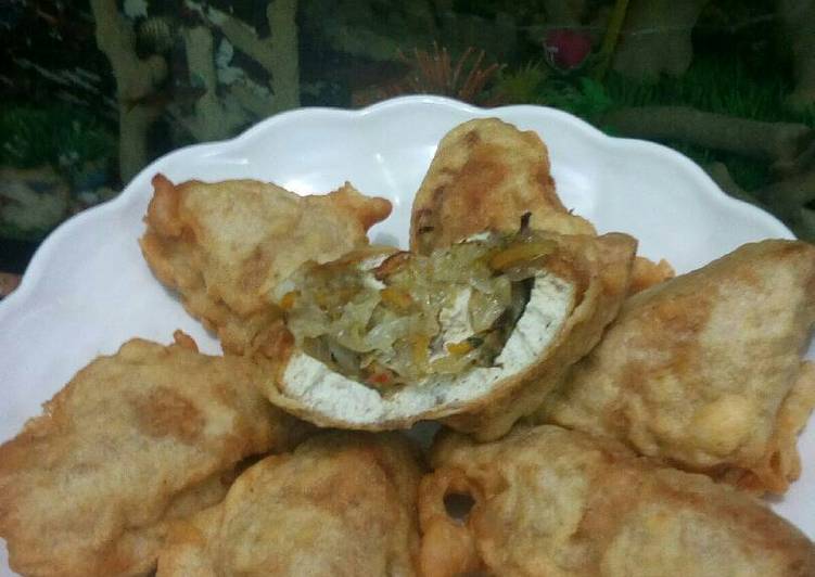 Tahu isi pedas