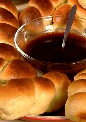 A picture of Mini Greek Tsoureki Braided Buns.