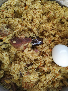 மட்டன் பிரியாணி(mutton biryani recipe in tamil) செய்முறை முக்கிய புகைப்படம்