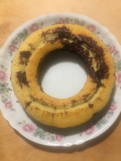 Foto di Ciambella alla panna variegata al cacao