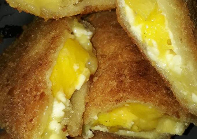 Cara Buat 034. Risoles praktis isi keju&amp;buah mangga harum manis Yang Sederhana