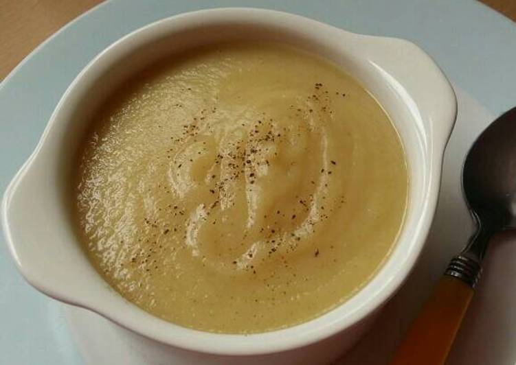 Recipe of Homemade Vickys Pear &amp; Parsnip Soup, GF DF EF SF NF