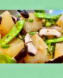 Daikon Radish with Shiitake Mushrooms and Snow Peas