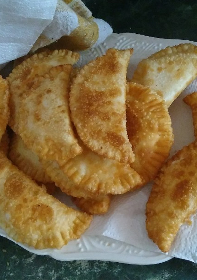 Una foto de Empanadas de mariscos con queso