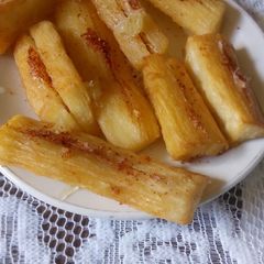 A picture of Fried Cassava.