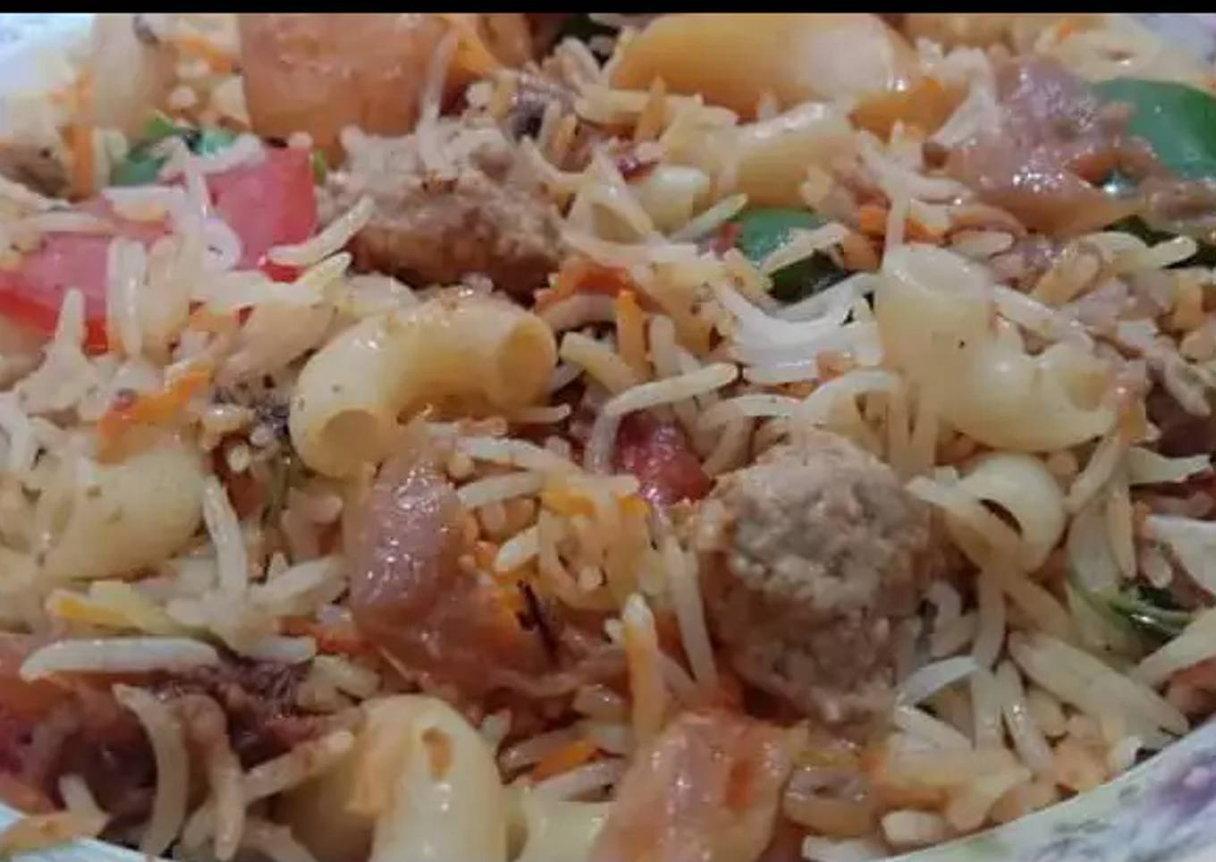 Macroni goli biryani / cocktail biryani