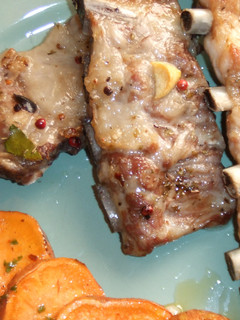 Una foto de Costillas de cerdo ibérico horneadas