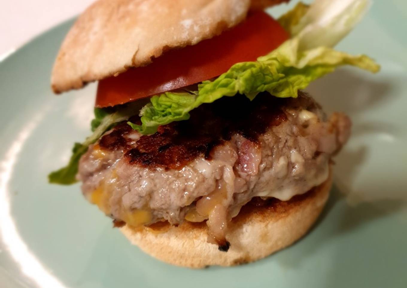 Hamburguesa casera 馃崝