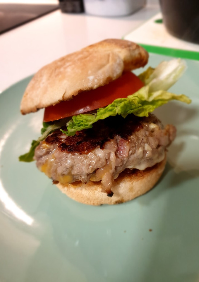 Una foto de Hamburguesa casera 🍔