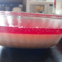 A picture of Red and white fiesta 😋.