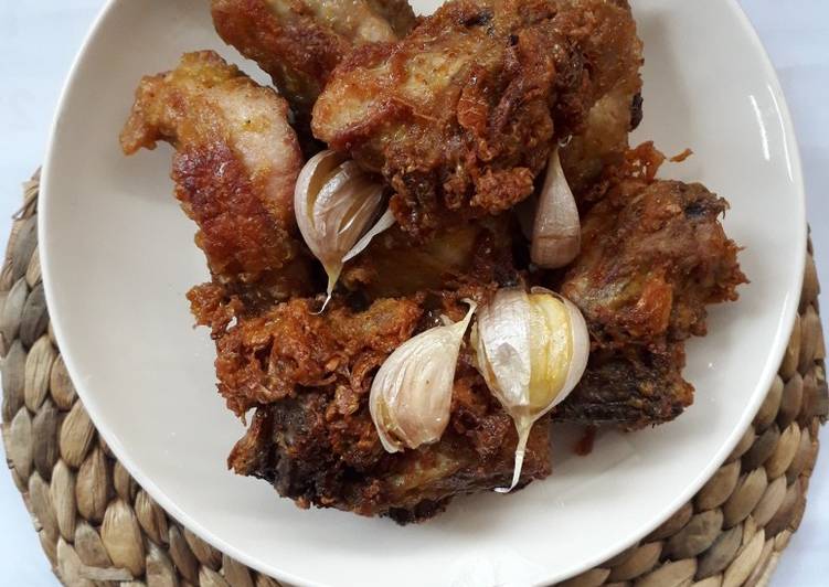 Resep Ayam goreng bawang putih oleh Natasya Alodia Norine