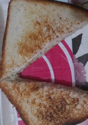 मलाई सैण्डविच (Malai Sandwich recipe in Hindi) रेसिपी मुख्य फोटो
