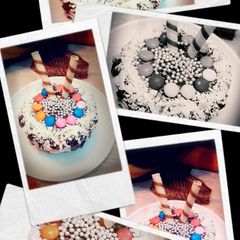 A picture of Eggless chocolate cake.