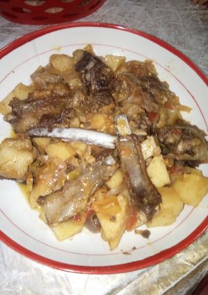 صورة لوصفة اضلاع مع الخضر 🍖🥔🥔